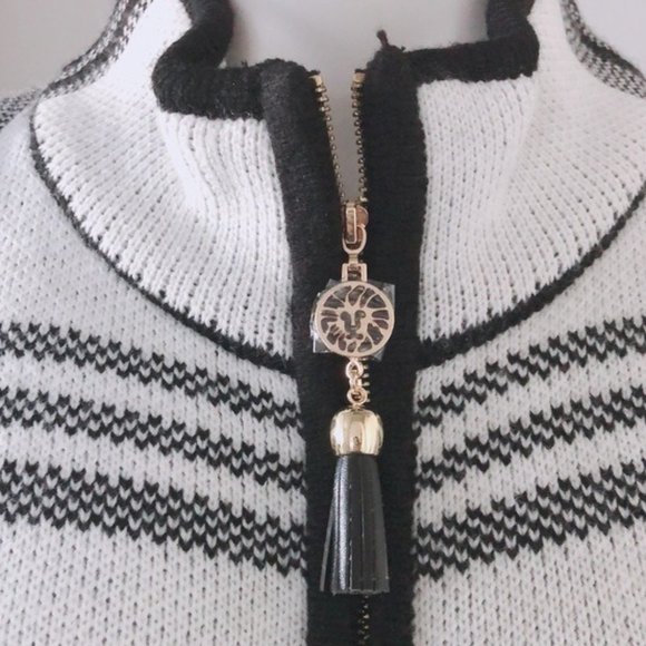 Anne Klein Cape Poncho Sweater Turtleneck Plaid Blk White Size L, New w/Tag $149 - Picture 7 of 11